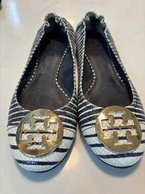 Tory Burch navy & white shoes - Sz 10.5
